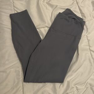 YOGALICIOUS High Waisted Squat Proof Criss Cross V-back ankle length leggings